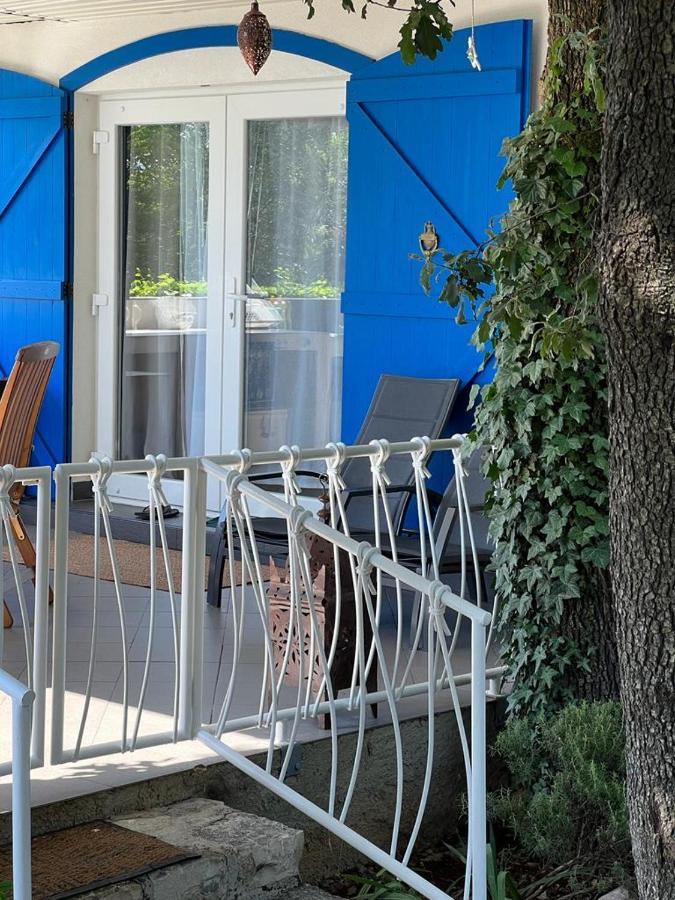 Studio Apartment Rosemary ロヴィニ エクステリア 写真
